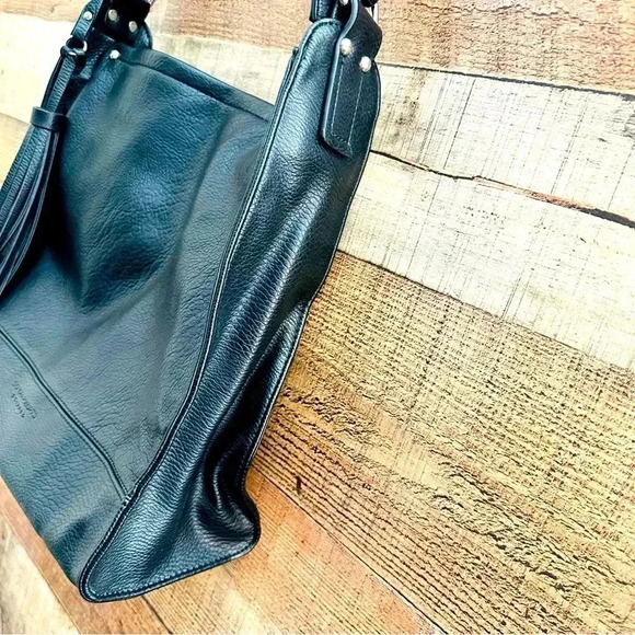 NWOT Sondra Roberts Leather Squared Hobo Bag With Tassel - Picture 4 of 11